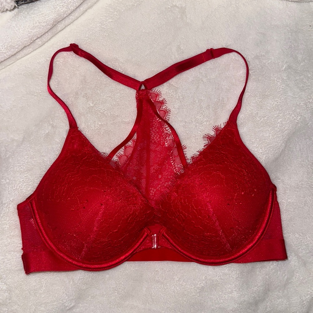 Victoria’s Secret Very Sexy red lace Demi cross back front close bra 32c